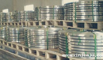 1591253135350236.jpg 304不锈钢带表面有裂缝是怎么回事?