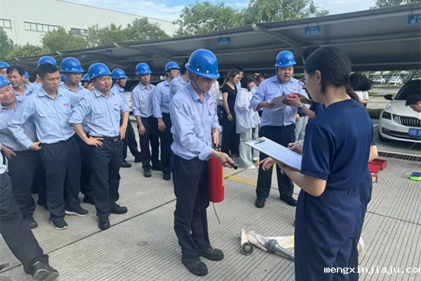 筑牢安全防线!奇亿金属开展全员安全消防实战培训 图2