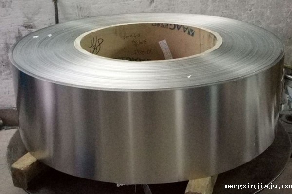 2025年星空体育官方下载行业迎来黄金发展期,技术创新与产能扩张并进